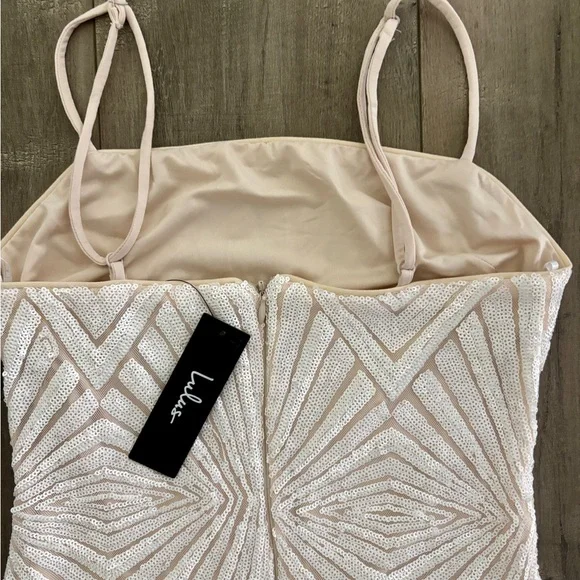 Lulu's Lost In Your Eyes White Sequin Bodycon Mini Dress -NWT - Picture 4 of 9